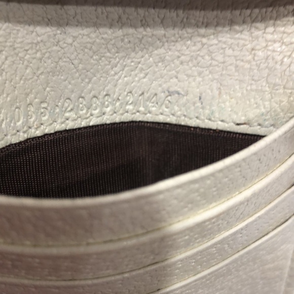 Gucci Vintage Bi fold Wallet - Picture 8 of 8